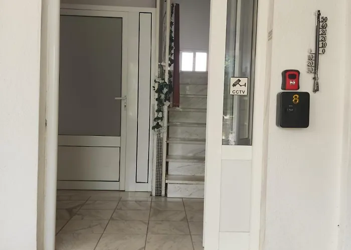 公寓 Korina Ofrínion